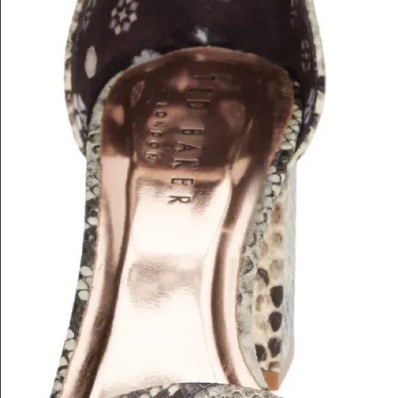 Manyap Leather Embossed Snake Skin Heel Sandal - Picture 3 of 5